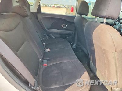 Zdjęcie 10 z 12 samochodu: 2018 KIA SOUL BASE VIN:KNDJN2A24J7559559 - miniatura