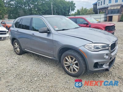 Czwarte zdjęcie samochodu z boku: 2015 BMW X5 XDRIVE35I VIN:5UXKR0C59F0K57915 - miniatura