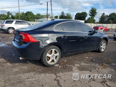 Trzecie zdjęcie samochodu z tyłu: 2012 VOLVO S60 T5 VIN:YV1622FS3C2092667 - miniatura