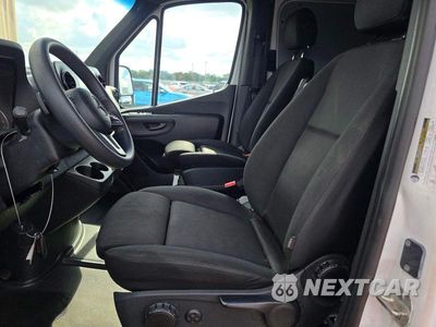 Zdjęcie 11 z 14 samochodu: 2023 MERCEDES-BENZ SPRINTER 2500 VIN:W1Y4NCHY3PT148579 - miniatura