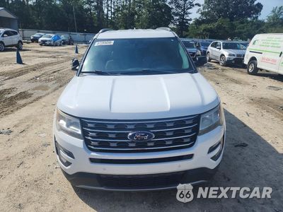 Piąte zdjęcie samochodu w środku: 2017 FORD EXPLORER XLT VIN:1FM5K7D86HGD96104 - miniatura