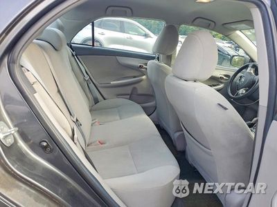 Zdjęcie 10 z 12 samochodu: 2012 TOYOTA COROLLA LE VIN:2T1BU4EEXCC810707 - miniatura