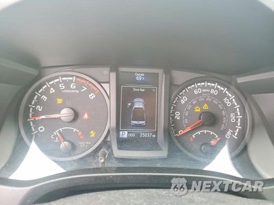 Zdjęcie 9 z 12 samochodu: 2021 TOYOTA TACOMA SR V6 VIN:3TYSZ5AN4MT019390 - miniatura