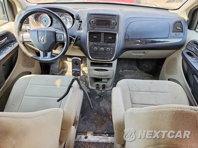 Zdjęcie 8 z 12 samochodu: 2013 RAM TRADESMAN VIN:2C4JRGAG6DR787935 - miniatura