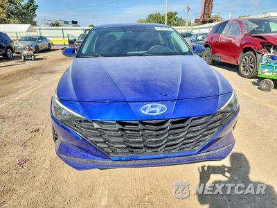 Piąte zdjęcie samochodu w środku: 2023 HYUNDAI ELANTRA SEL VIN:KMHLM4AG1PU474834 - miniatura