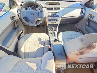 Zdjęcie 8 z 12 samochodu: 2010 FORD FOCUS SE VIN:1FAHP3FN2AW250802 - miniatura