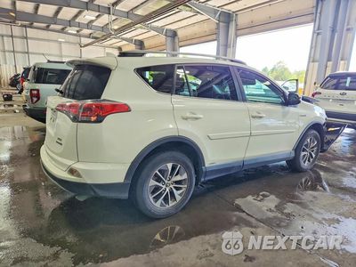 Trzecie zdjęcie samochodu z tyłu: 2017 TOYOTA RAV4 HYBRID XLE VIN:JTMRJREV4HD086544 - miniatura