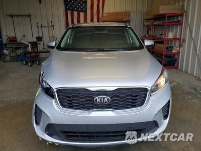 Piąte zdjęcie samochodu w środku: 2019 KIA SORENTO LX VIN:5XYPG4A33KG506154 - miniatura