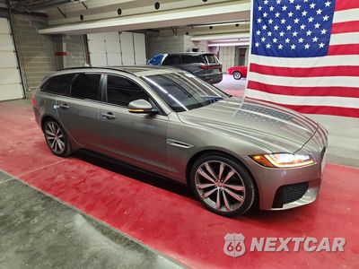 Czwarte zdjęcie samochodu z boku: 2018 JAGUAR XF S VIN:SAJBM2FV5JCY63888 - miniatura