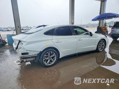 Trzecie zdjęcie samochodu z tyłu: 2021 HYUNDAI SONATA SEL VIN:5NPEL4JA8MH082354 - miniatura