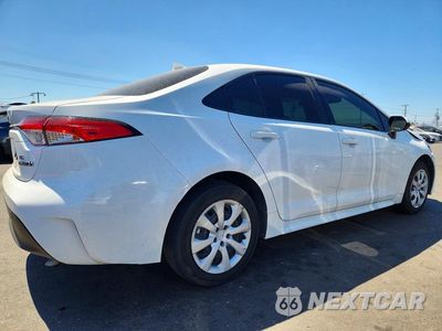 Trzecie zdjęcie samochodu z tyłu: 2024 TOYOTA COROLLA HYBRID LE VIN:JTDBCMFE3R3043706 - miniatura