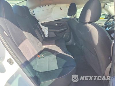 Zdjęcie 10 z 12 samochodu: 2020 NISSAN SENTRA SR VIN:3N1AB8DV9LY224514 - miniatura