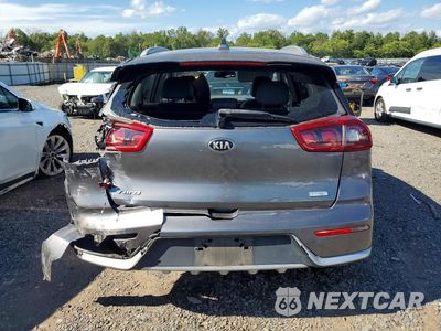 Zdjęcie 6 z 13 samochodu: 2018 KIA NIRO EX VIN:KNDCC3LC9J5117494 - miniatura
