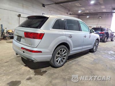 Trzecie zdjęcie samochodu z tyłu: 2017 AUDI Q7 PRESTIGE VIN:WA1VABF79HD011192 - miniatura