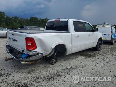 Trzecie zdjęcie samochodu z tyłu: 2026 RAM 1500 LARAMIE VIN:1C6SRFJP5TN369304 - miniatura