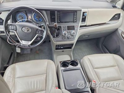 Zdjęcie 8 z 14 samochodu: 2019 TOYOTA SIENNA XLE 8-PASSENGER VIN:5TDYZ3DC7KS006733 - miniatura
