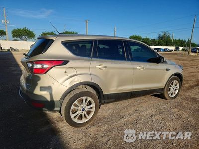 Trzecie zdjęcie samochodu z tyłu: 2017 FORD ESCAPE SE VIN:1FMCU0GD8HUB66101 - miniatura