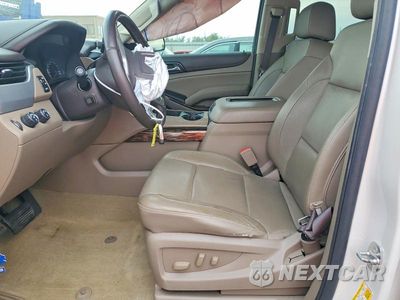 Zdjęcie 7 z 13 samochodu: 2017 GMC YUKON SLT VIN:1GKS2BKC1HR343577 - miniatura
