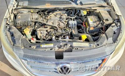 Zdjęcie 12 z 13 samochodu: 2010 VOLKSWAGEN ROUTAN SE VIN:2V4RW3D13AR184535 - miniatura