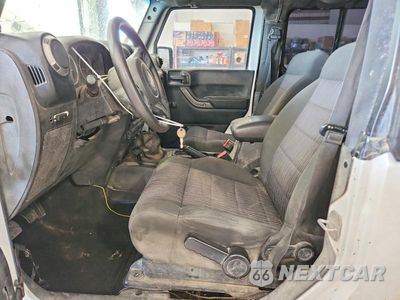 Zdjęcie 7 z 13 samochodu: 2012 JEEP WRANGLER SPORT VIN:1C4AJWAG9CL201298 - miniatura