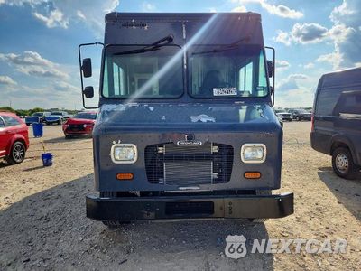 Piąte zdjęcie samochodu w środku: 2020 FREIGHTLINER MT45G CHASSIS DELIVERY TRUCK VIN:4UZAC2EA9LCMH7979 - miniatura