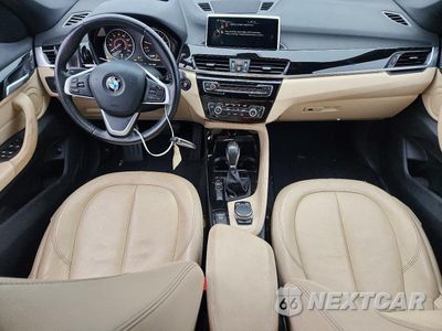Zdjęcie 8 z 13 samochodu: 2016 BMW X1 XDRIVE28I VIN:WBXHT3C30G5E47528 - miniatura
