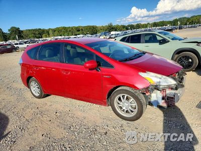 Czwarte zdjęcie samochodu z boku: 2013 TOYOTA PRIUS V THREE VIN:JTDZN3EU9D3203723 - miniatura