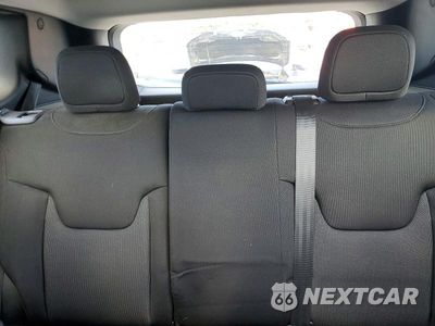 Zdjęcie 10 z 13 samochodu: 2018 JEEP RENEGADE SPORT VIN:ZACCJBAB8JPH31342 - miniatura