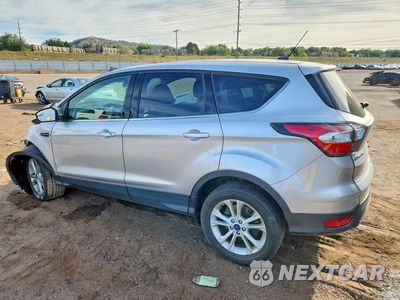 Drugie zdjęcie samochodu z przodu: 2017 FORD ESCAPE SE VIN:1FMCU0G95HUA24767 - miniatura