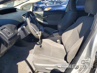 Zdjęcie 7 z 12 samochodu: 2013 TOYOTA PRIUS TWO VIN:JTDKN3DU3D5628507 - miniatura