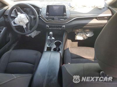 Zdjęcie 8 z 12 samochodu: 2023 KIA SEDONA EX VIN:KNDMC5C19J6351840 - miniatura