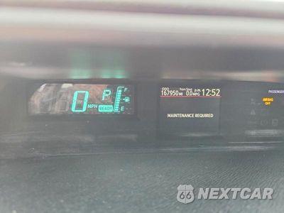 Zdjęcie 9 z 13 samochodu: 2013 TOYOTA PRIUS C TWO VIN:JTDKDTB30D1056025 - miniatura