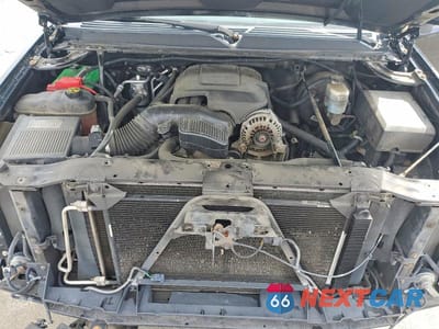Zdjęcie 12 z 14 samochodu: 2013 CHEVROLET SUBURBAN K1500 LT VIN:1GNSKJE77DR231193 - miniatura