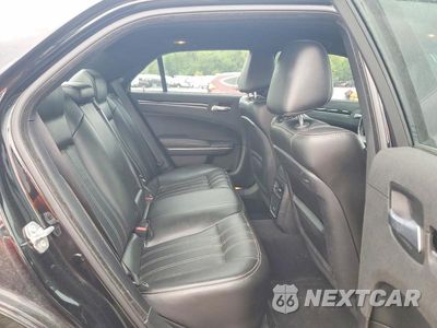 Zdjęcie 10 z 12 samochodu: 2021 CHRYSLER 300 S VIN:2C3CCABG7MH589137 - miniatura