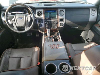 Zdjęcie 8 z 13 samochodu: 2015 FORD EXPEDITION XLT VIN:1FMJU1JT5FEF33590 - miniatura