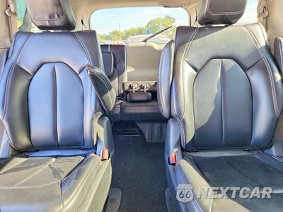 Zdjęcie 10 z 13 samochodu: 2023 CHRYSLER PACIFICA HYBRID TOURING L VIN:2C4RC1L71PR559053 - miniatura
