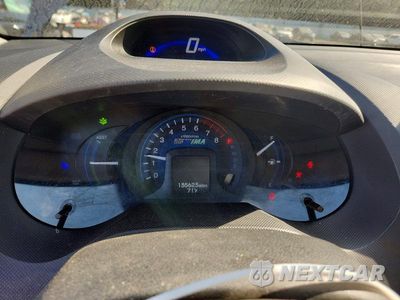 Zdjęcie 9 z 12 samochodu: 2012 HONDA INSIGHT EX VIN:JHMZE2H7XCS001735 - miniatura