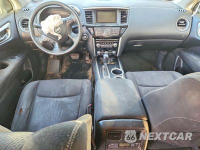 Zdjęcie 8 z 13 samochodu: 2013 NISSAN PATHFINDER S VIN:5N1AR2MM3DC673271 - miniatura
