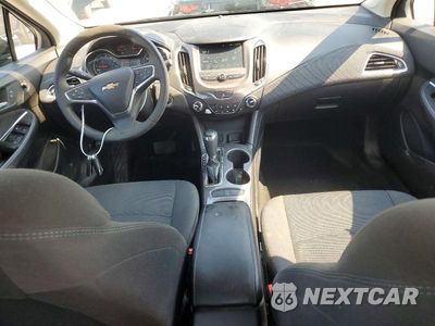 Zdjęcie 8 z 12 samochodu: 2017 CHEVROLET CRUZE LT VIN:1G1BE5SMXH7275376 - miniatura