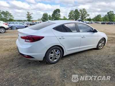 Trzecie zdjęcie samochodu z tyłu: 2020 HYUNDAI ELANTRA VALUE EDITION VIN:5NPD84LF0LH622137 - miniatura