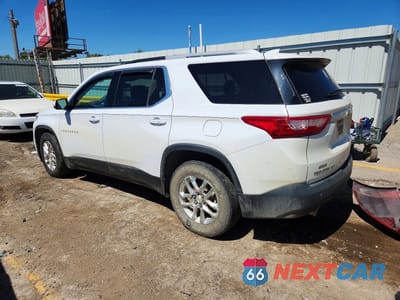 Drugie zdjęcie samochodu z przodu: 2018 CHEVROLET TRAVERSE LT VIN:1GNEVGKW7JJ264854 - miniatura