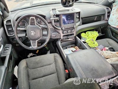 Zdjęcie 8 z 12 samochodu: 2020 RAM 1500 BIG HORN/LONE STAR VIN:1C6SRFBT5LN366317 - miniatura