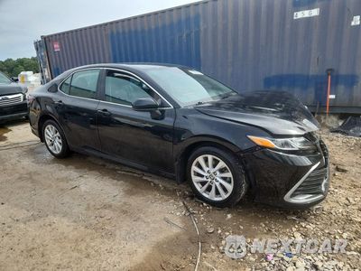 Czwarte zdjęcie samochodu z boku: 2022 TOYOTA CAMRY LE VIN:4T1C11AK0NU641922 - miniatura
