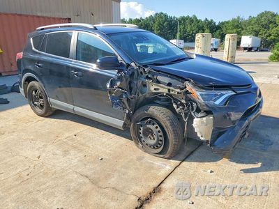 Czwarte zdjęcie samochodu z boku: 2018 TOYOTA RAV4 LE VIN:2T3ZFREV0JW508951 - miniatura