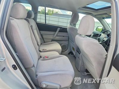 Zdjęcie 11 z 13 samochodu: 2009 TOYOTA HIGHLANDER BASE VIN:JTEES41AX92140553 - miniatura