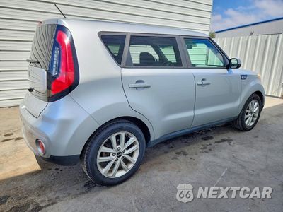 Trzecie zdjęcie samochodu z tyłu: 2017 KIA SOUL + VIN:KNDJP3A56H7416715 - miniatura
