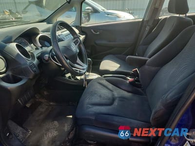 Zdjęcie 7 z 13 samochodu: 2010 HONDA FIT SPORT VIN:JHMGE8H42AC009612 - miniatura