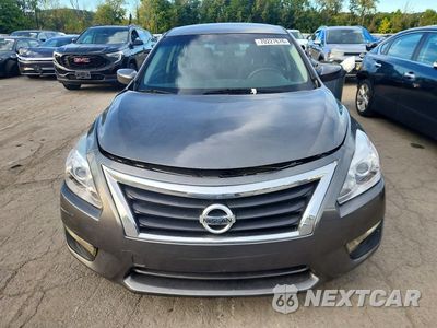 Piąte zdjęcie samochodu w środku: 2014 NISSAN ALTIMA 2.5 S VIN:1N4AL3AP2EC190971 - miniatura