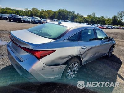 Trzecie zdjęcie samochodu z tyłu: 2019 TOYOTA AVALON HYBRID XLE VIN:4T1B21FB3KU009221 - miniatura