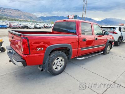 Trzecie zdjęcie samochodu z tyłu: 2006 CHEVROLET SILVERADO K1500 VIN:2GCEK13T261226436 - miniatura